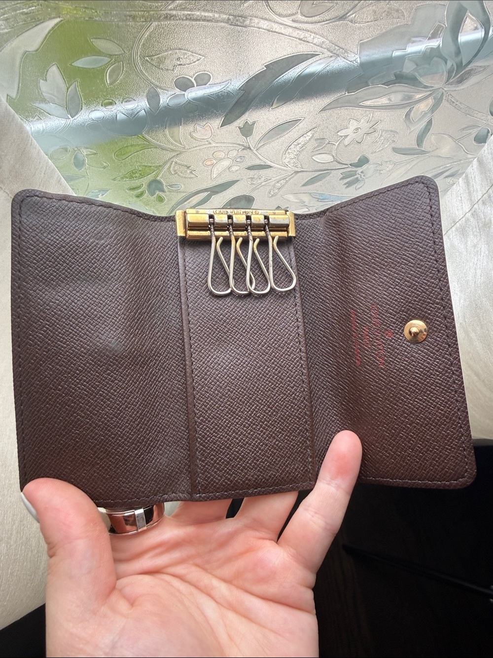 Louis Vuitton Damier Ebene Multicles 4 Key Holder - Picture 6 of 8